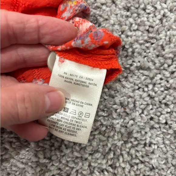 Maeve by Anthropologie Hansley Coral Floral Blouse - Picture 4 of 4